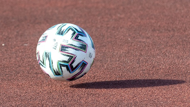 在防守时利 在防守时利